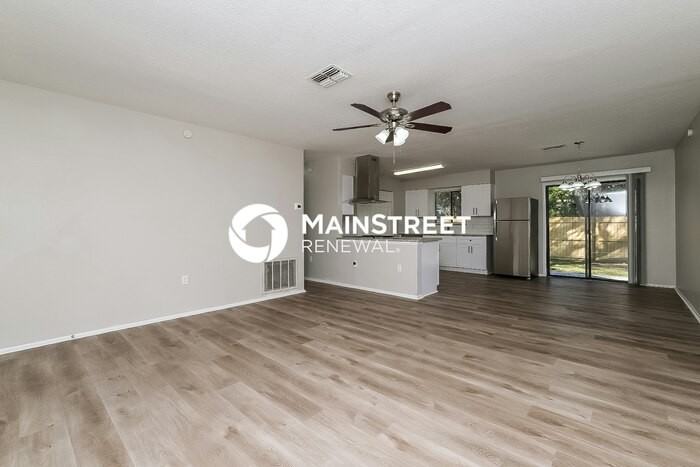 4721 Naftis Ln - Photo 3 of 16