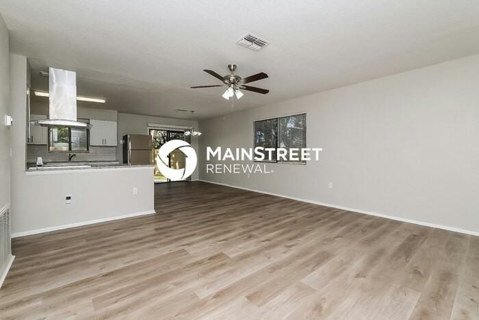 4721 Naftis Ln - Photo 4 of 16