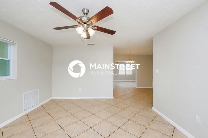 3719 Aloha Dr - Photo 5 of 16