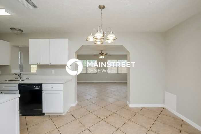 3719 Aloha Dr - Photo 7 of 16