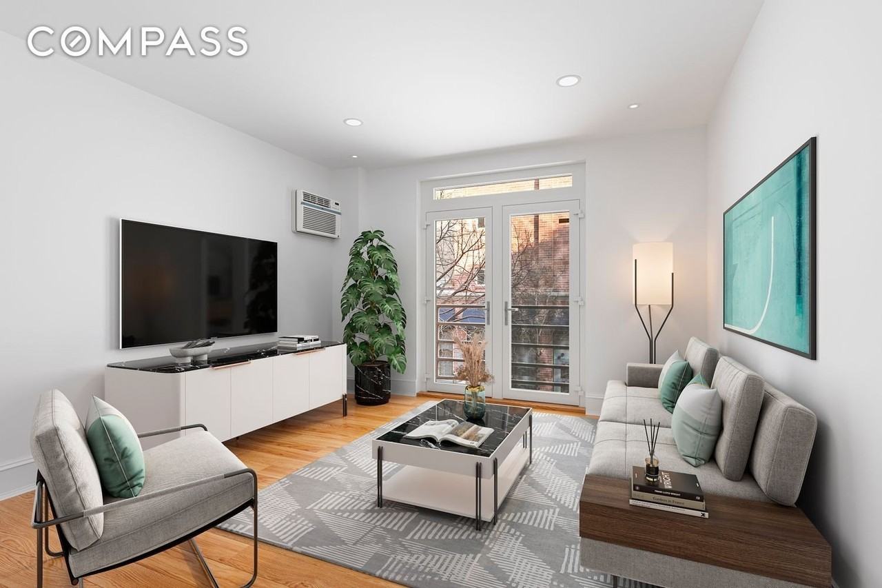 150 S 1st St #3B - Photo 2 of 11