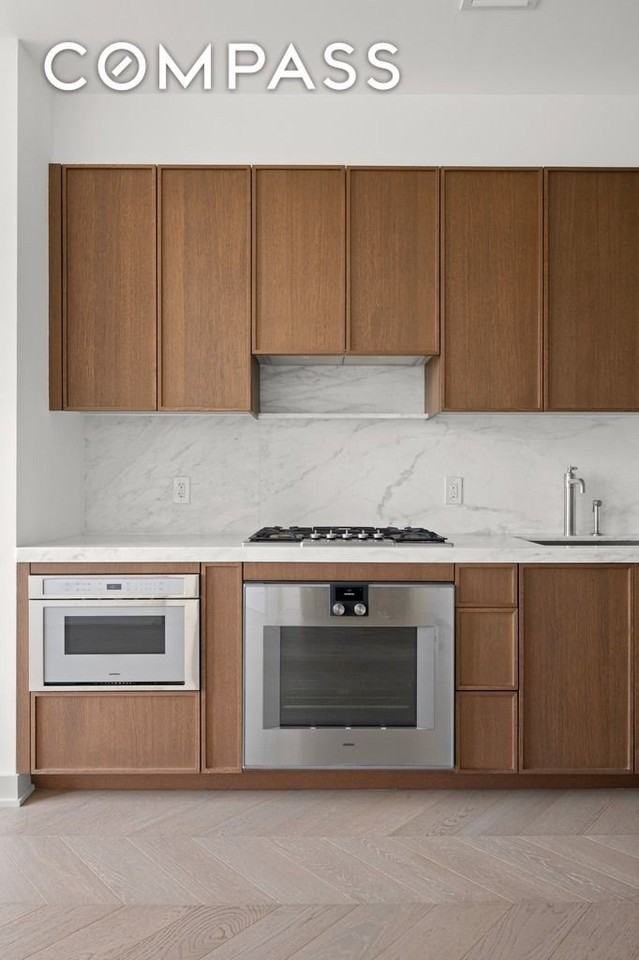 115 York St #4J - Photo 5 of 9