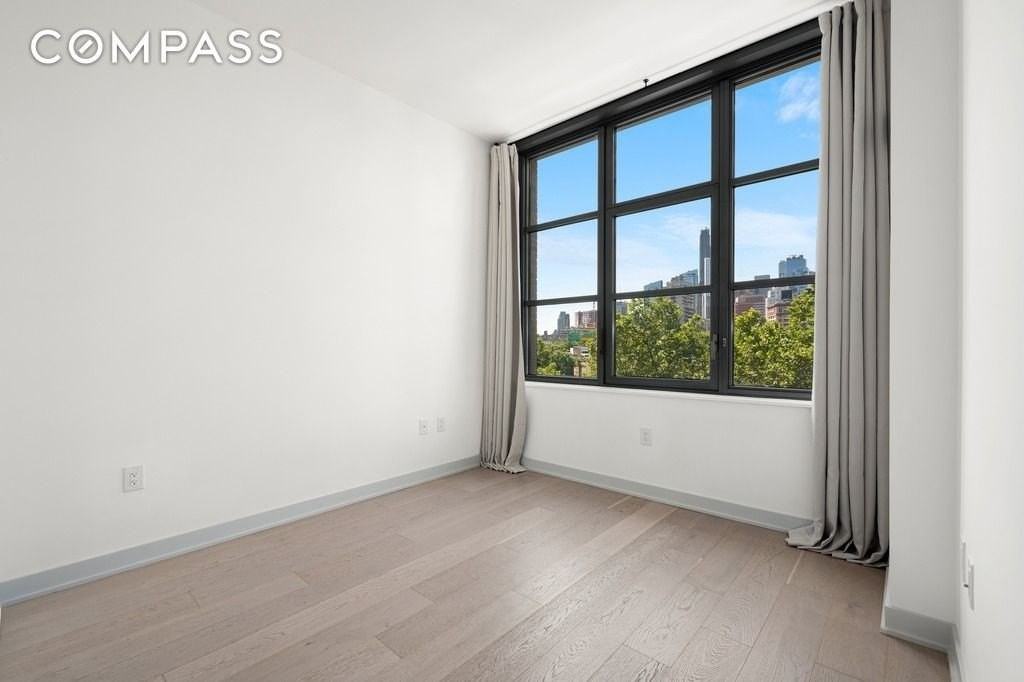 115 York St #4J - Photo 6 of 9