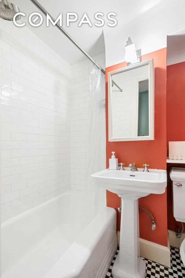 109 Bedford St #1 - Photo 7 of 9