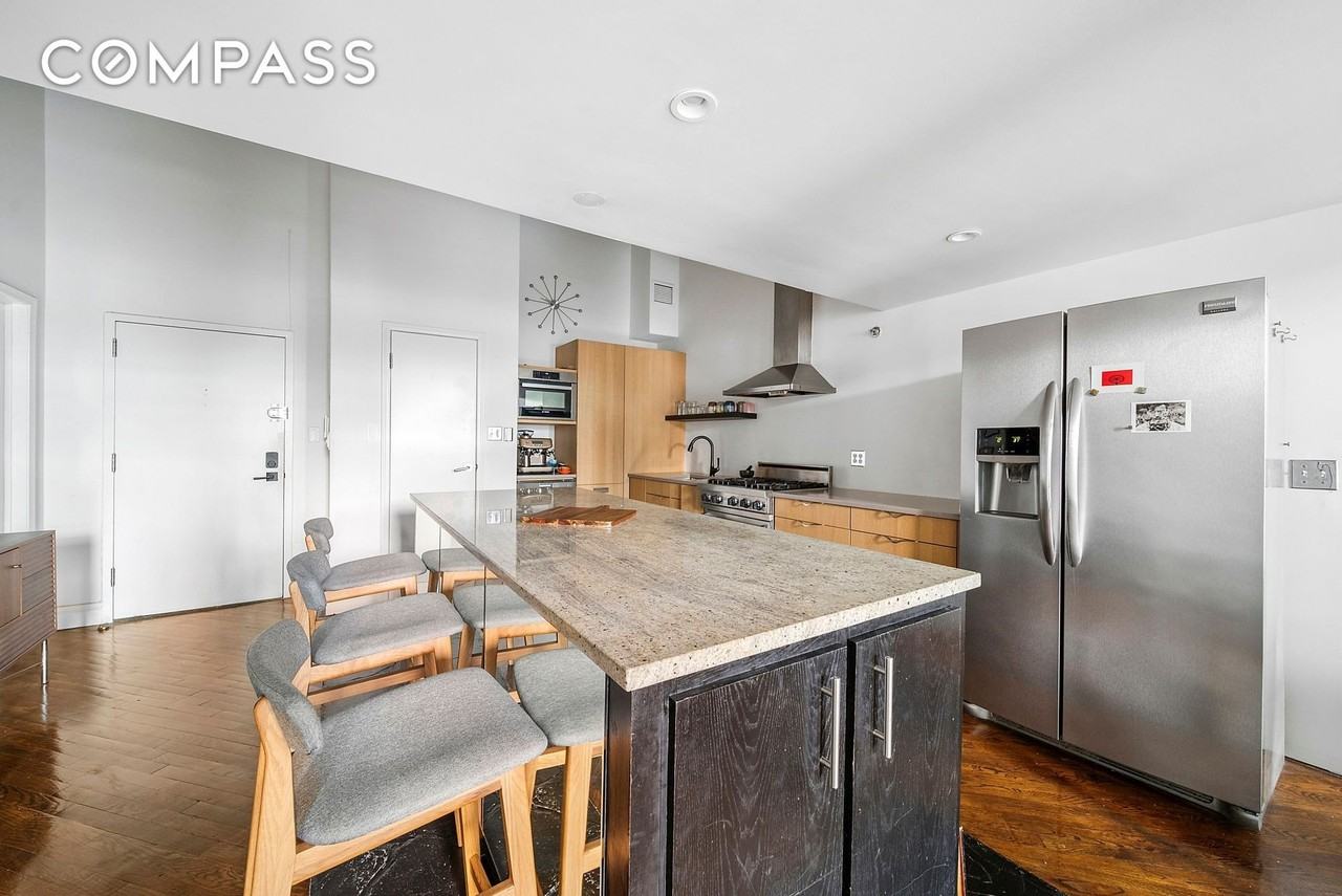 121 W 20th St #3C - Photo 4 of 10
