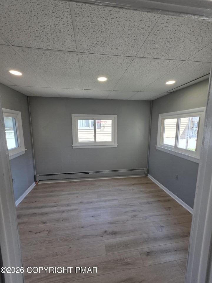 121 Oak St #1 - Photo 6 of 14