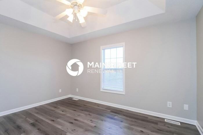 4735 Beckel Ct - Photo 6 of 15