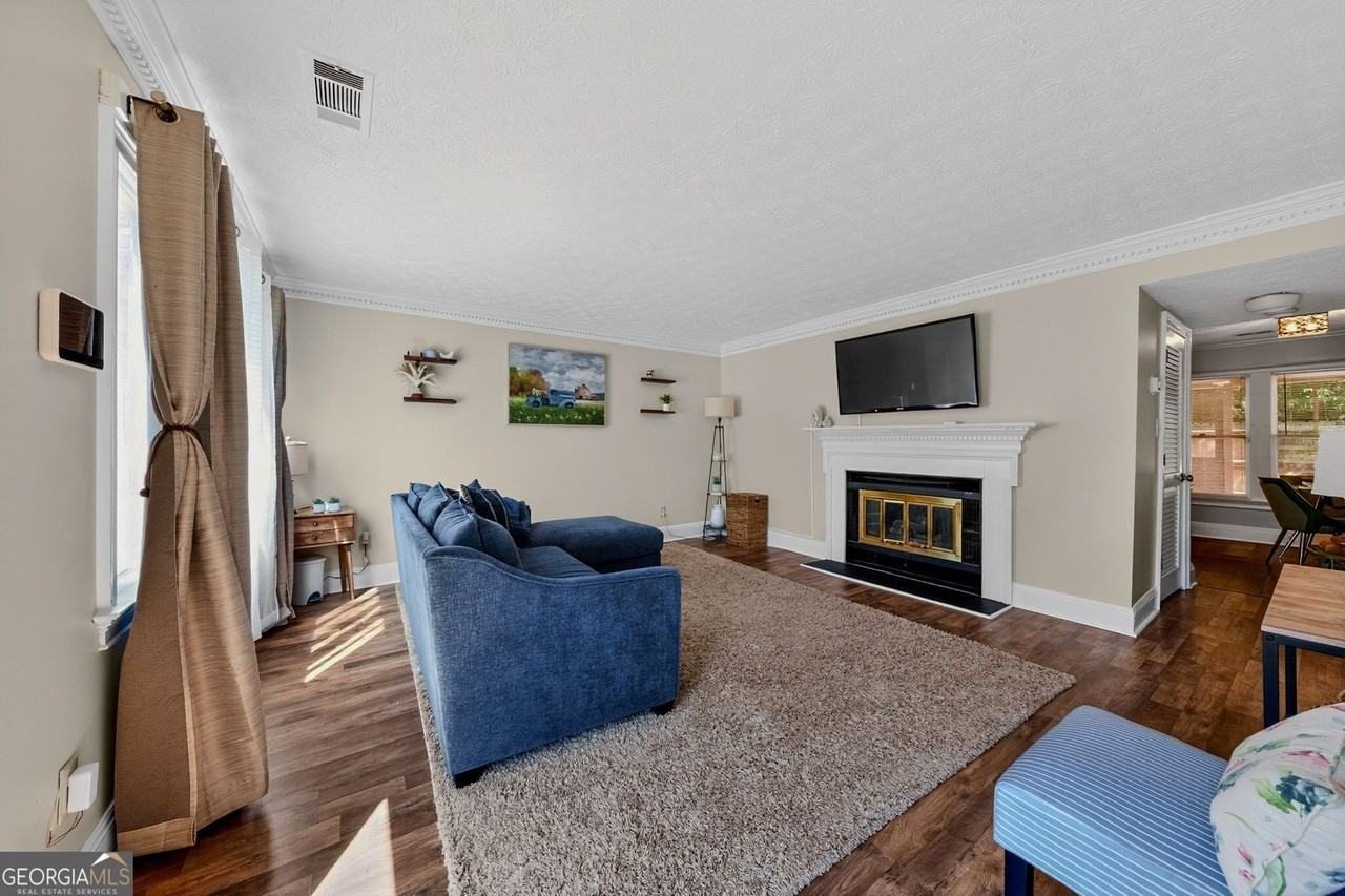 6117 Queen Anne Ct - Photo 7 of 29