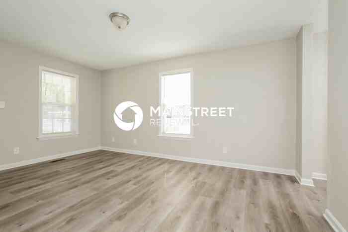 412 Kirkland St - Photo 6 of 16