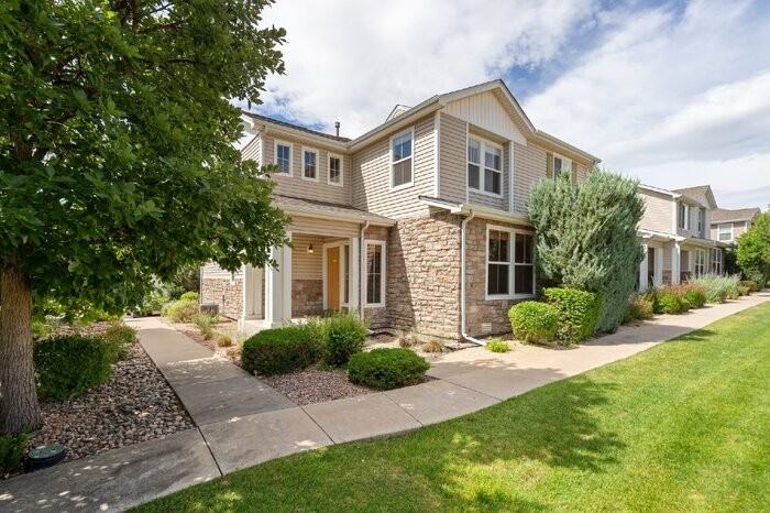 7566 Sandy Springs Pt - Photo 2 of 30