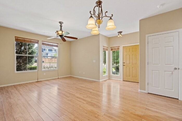 7566 Sandy Springs Pt - Photo 4 of 30