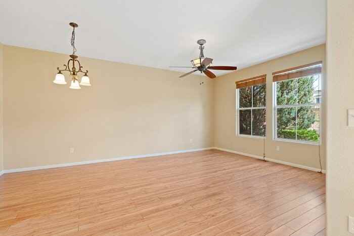 7566 Sandy Springs Pt - Photo 5 of 30