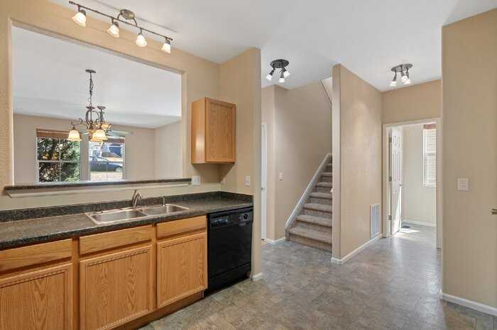 7566 Sandy Springs Pt - Photo 7 of 30