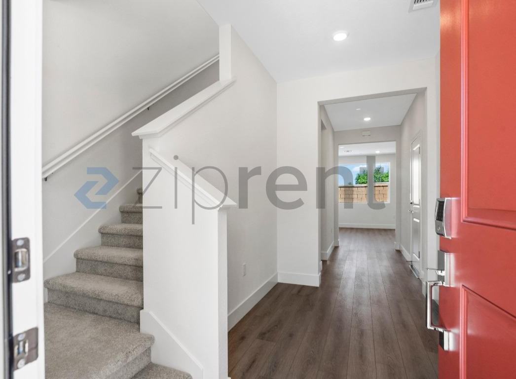 1961 Ariana Pl - Photo 5 of 25