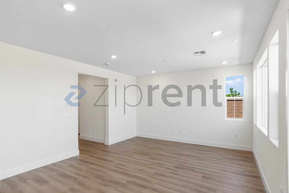 1961 Ariana Pl - Photo 7 of 25