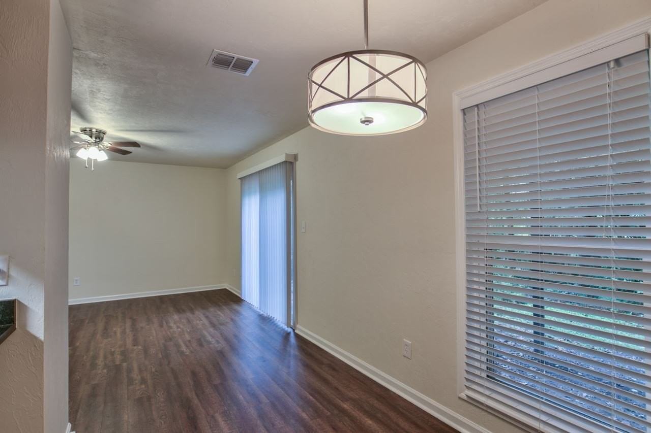 1219 Crestview Ave #A - Photo 6 of 17