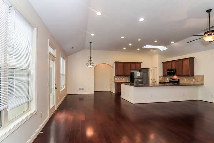 229 Highland Village Ln - Photo 6 of 21