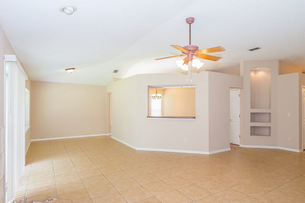 644 Southern Lily Dr - Photo 3 of 15