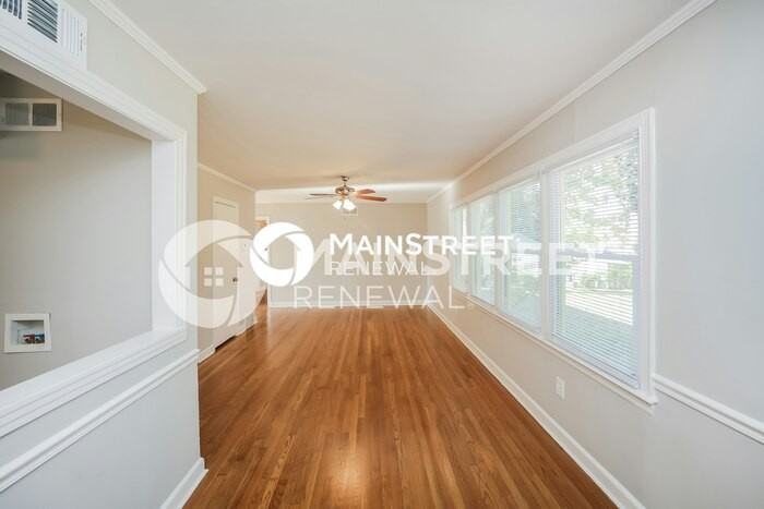 4045 Faronia Dr - Photo 4 of 16