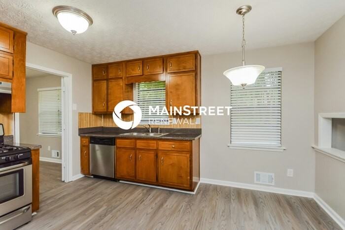 4325 Sterling Forest Dr - Photo 7 of 17