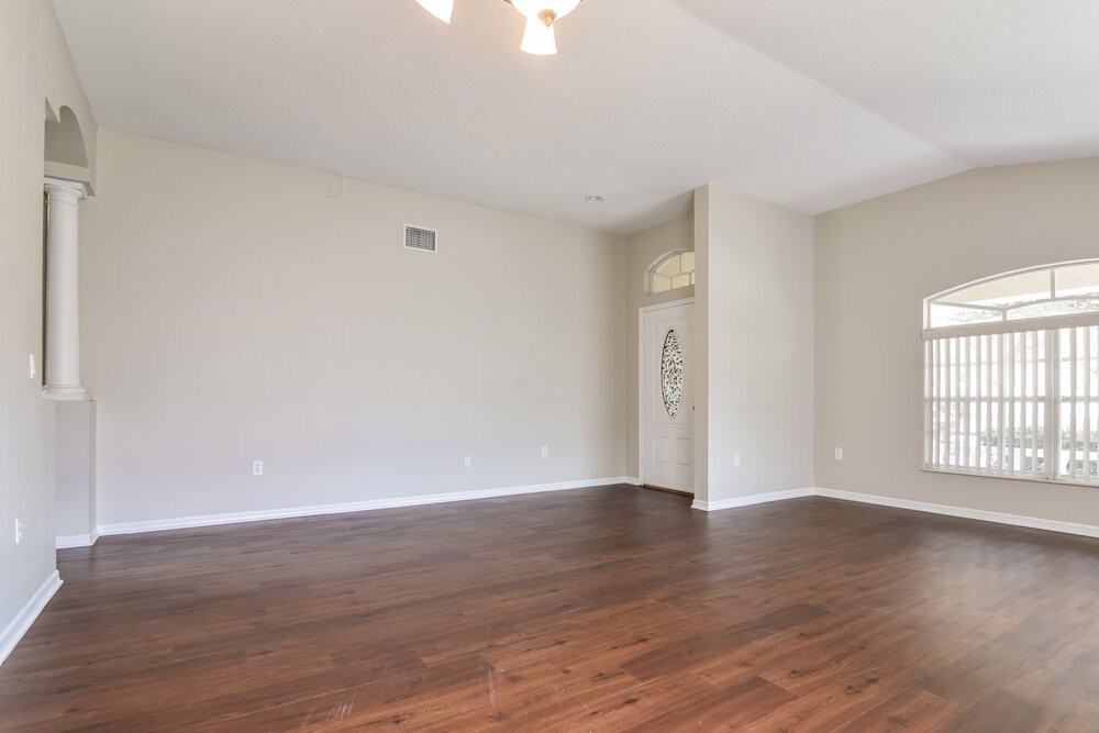 812 Lesa Glen Pl - Photo 3 of 16