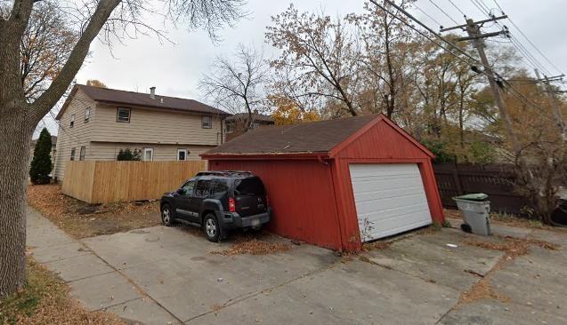 9402 W Silver Spring Dr - Photo 3 of 3
