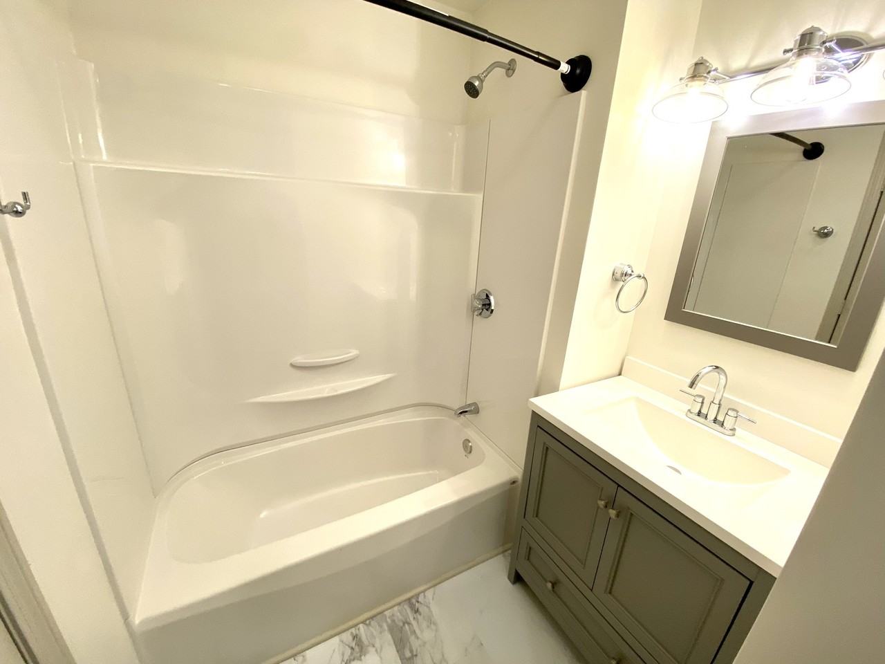 2595 Washington St - Photo 6 of 21