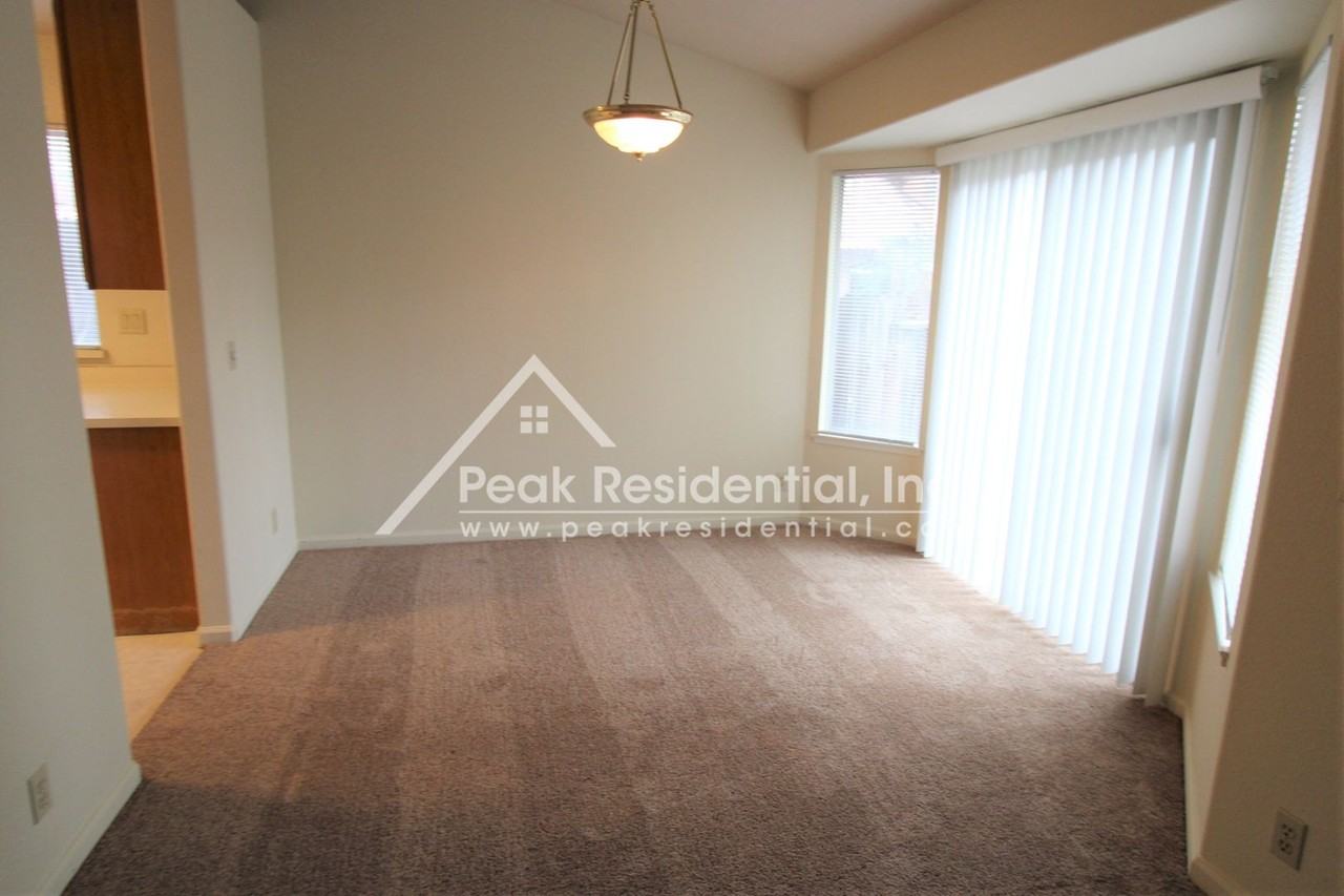 1024 Moreno Way - Photo 6 of 24