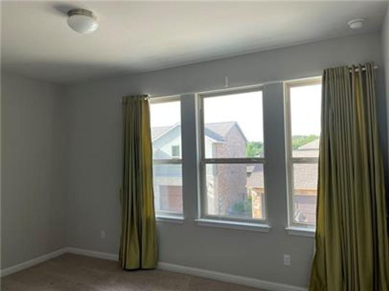 4004 Isabella Grace Ct - Photo 5 of 22