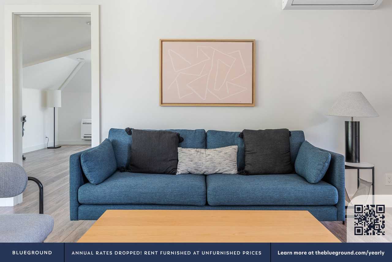 715 Everett Avenue - Photo 3 of 36