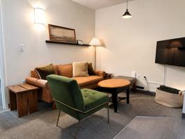 featured image of 1125 N 9th St