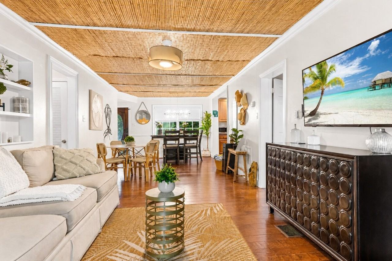 303 Lang Rd #1495041P - Photo 3 of 50