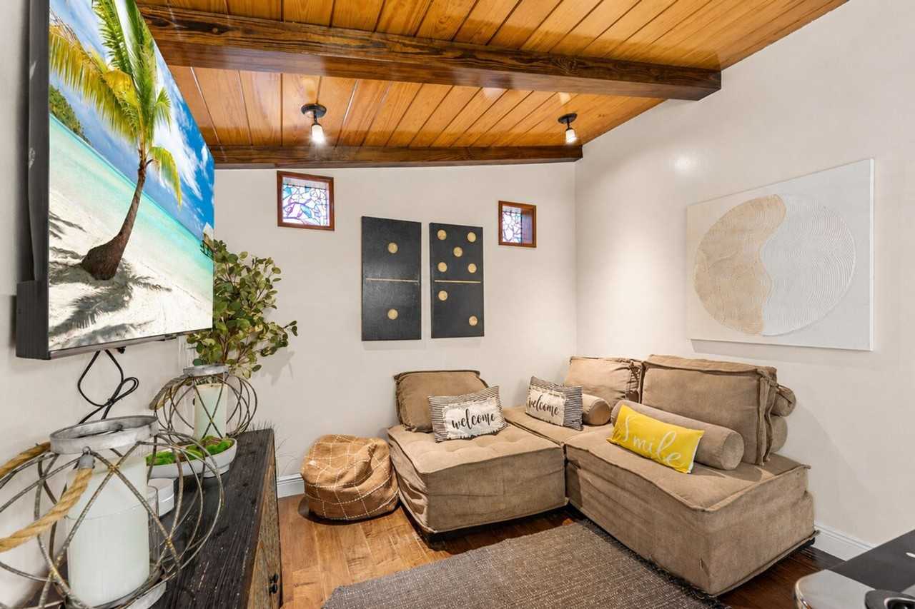 303 Lang Rd #1495041P - Photo 4 of 50