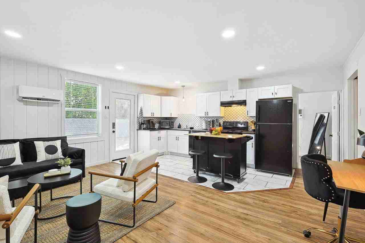 329 Blandin St #1514792P - Photo 4 of 15