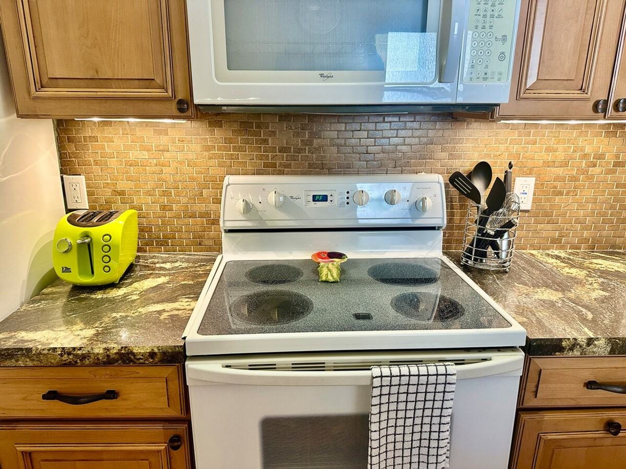3492 Ne Causeway Blvd #1537520P - Photo 6 of 18