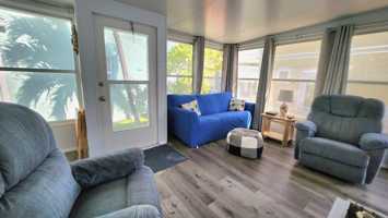 featured image of 920 Nettles Blvd