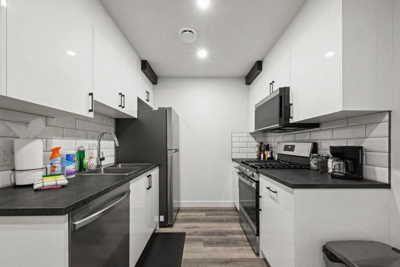 4914 Hawthorn Pl Sw #1538089P - Photo 4 of 27