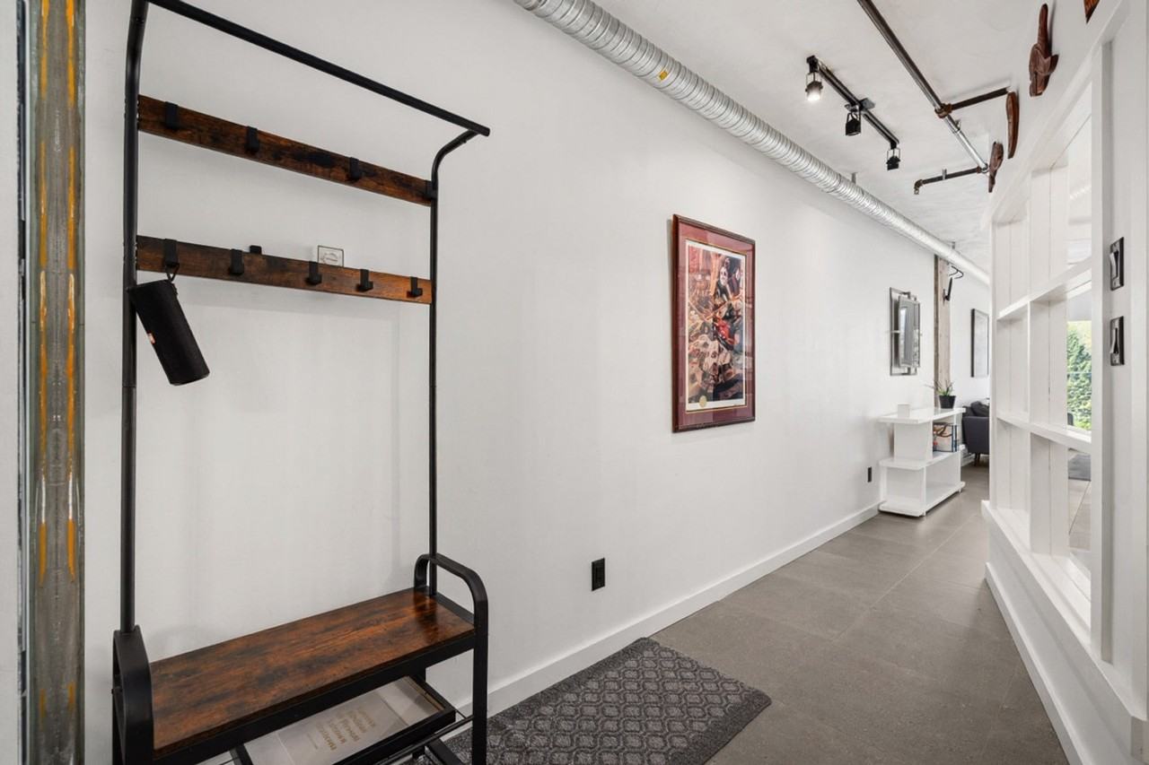 27 Alexander St #1532871P - Photo 6 of 8