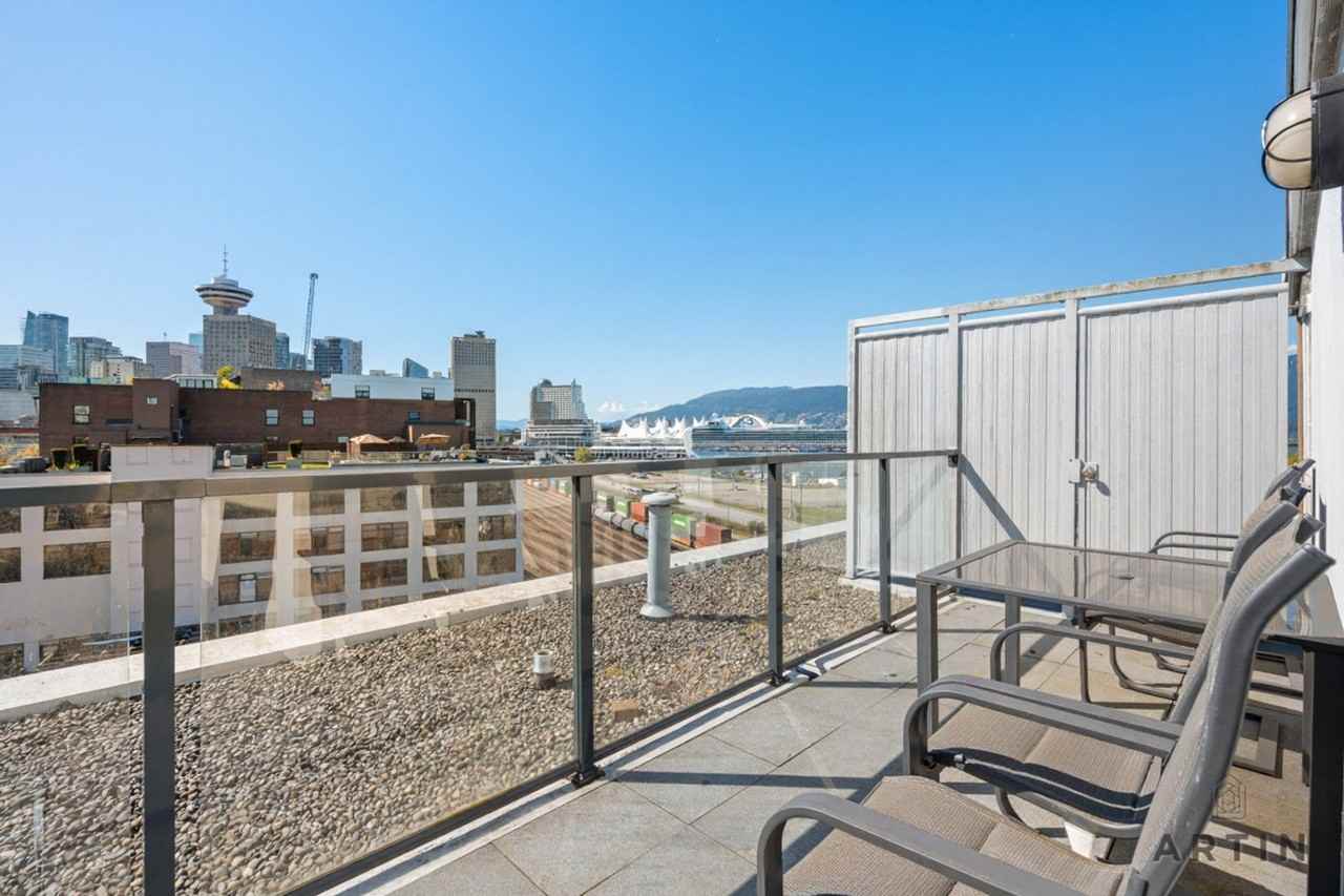 27 Alexander St #1532871P - Photo 7 of 8