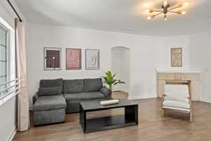 featured image of 999 11th St
