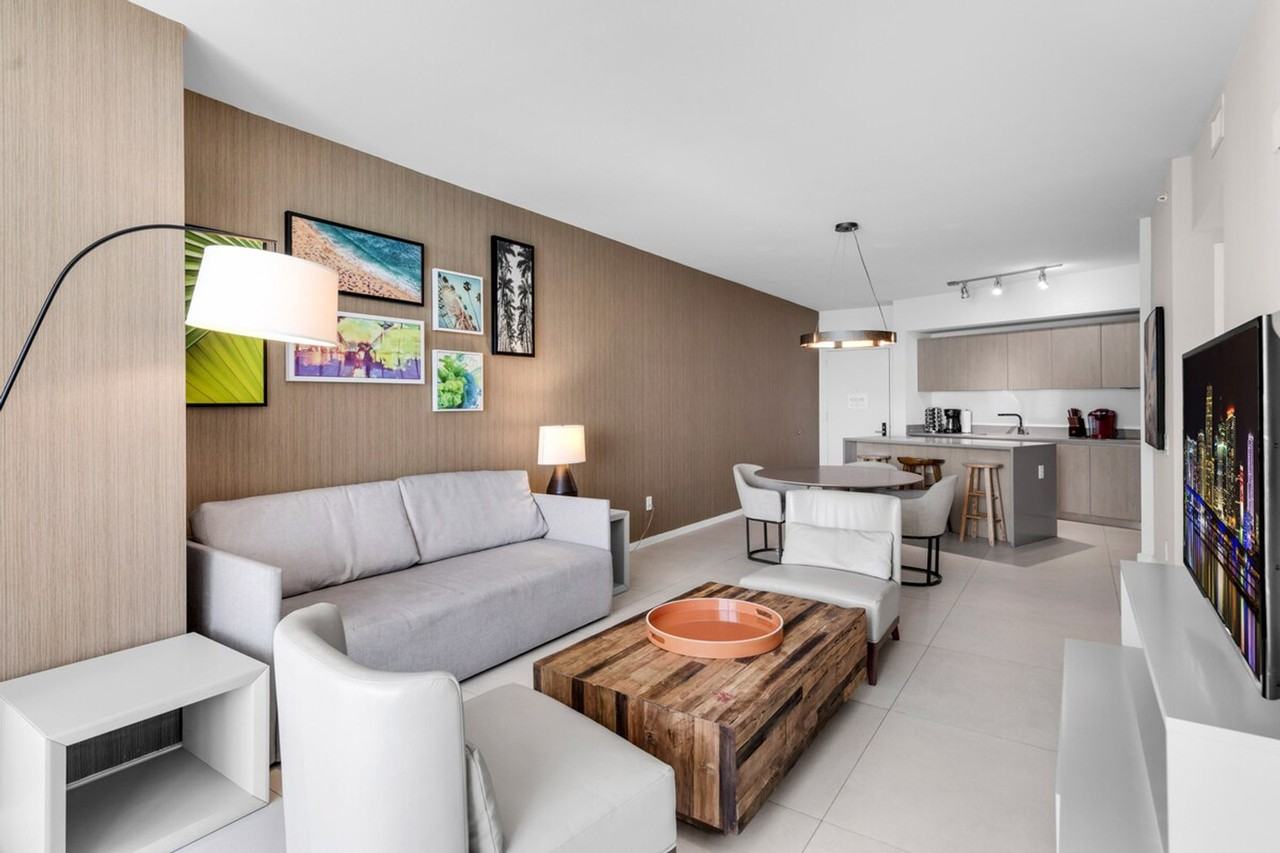 1803 S Ocean Dr #1540434P - Photo 2 of 13