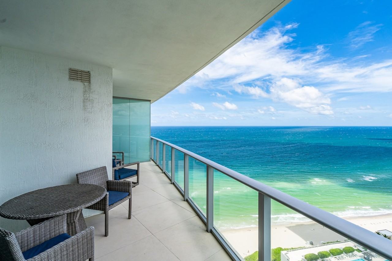 1803 S Ocean Dr #1540434P - Photo 6 of 13