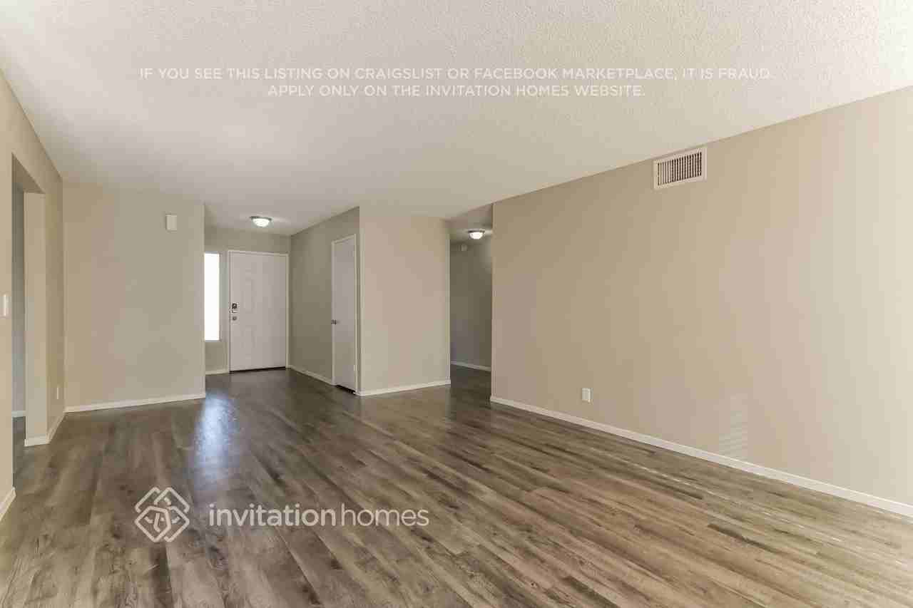 4173 Honeycomb Dr - Photo 4 of 17