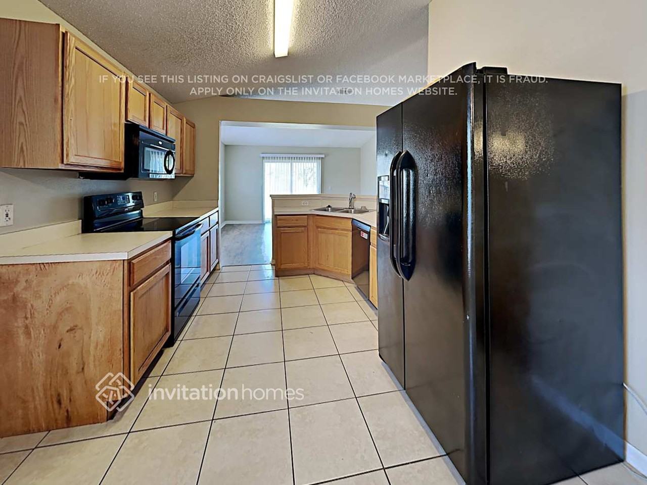 15955 Wilkinson Dr - Photo 5 of 19