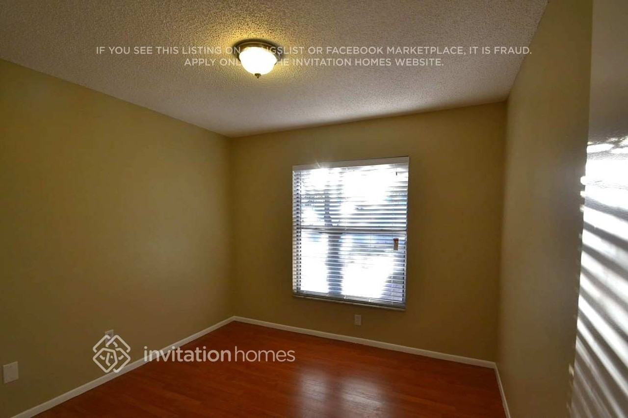 15616 Hidden Lake Cir - Photo 7 of 11