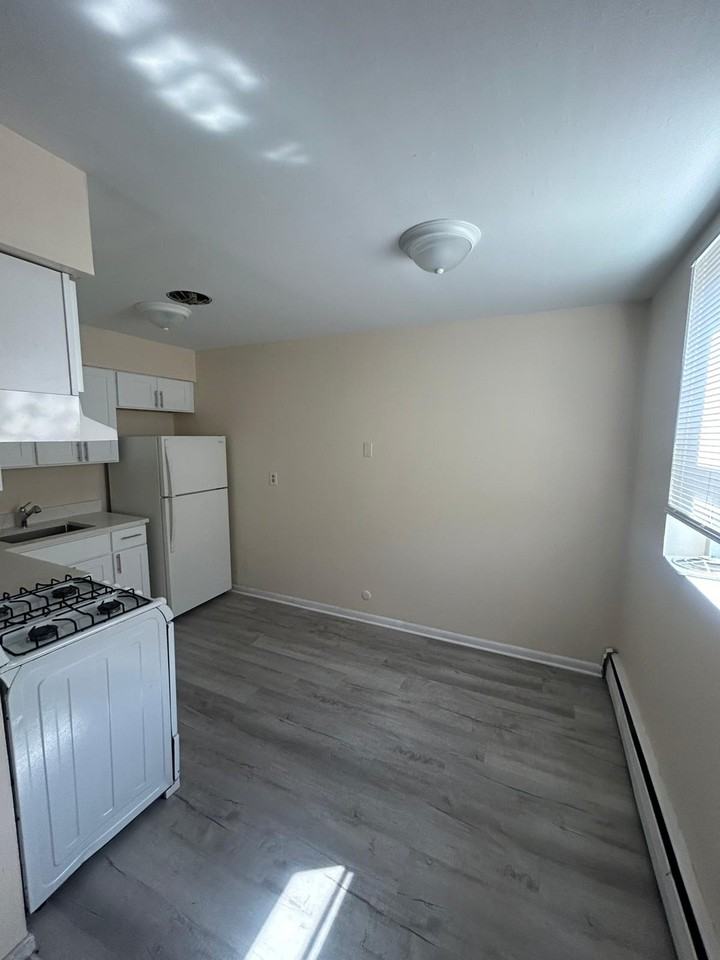 7212 Haverford Ave - Photo 7 of 8