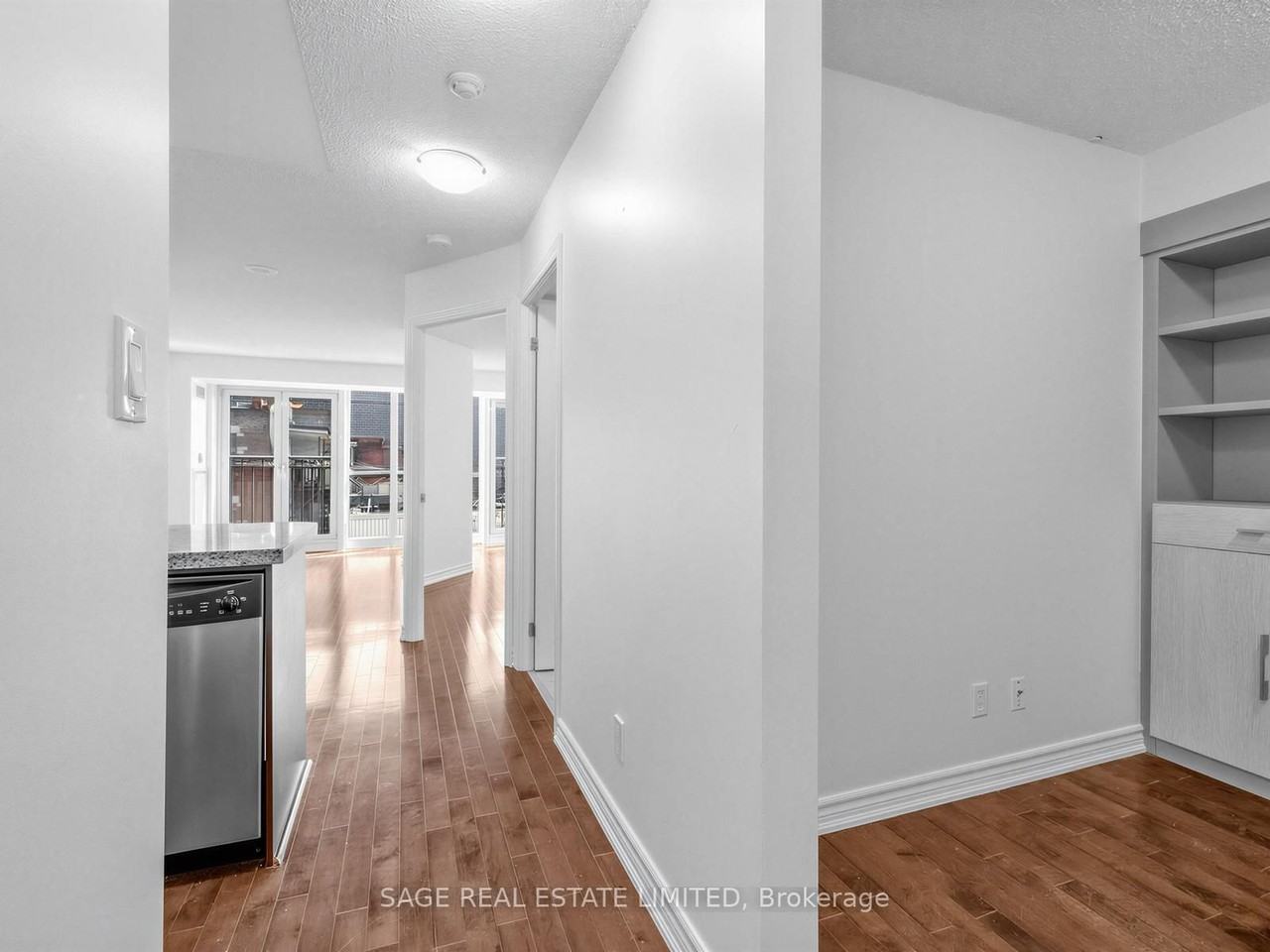308 Palmerston Avenue - Photo 3 of 27