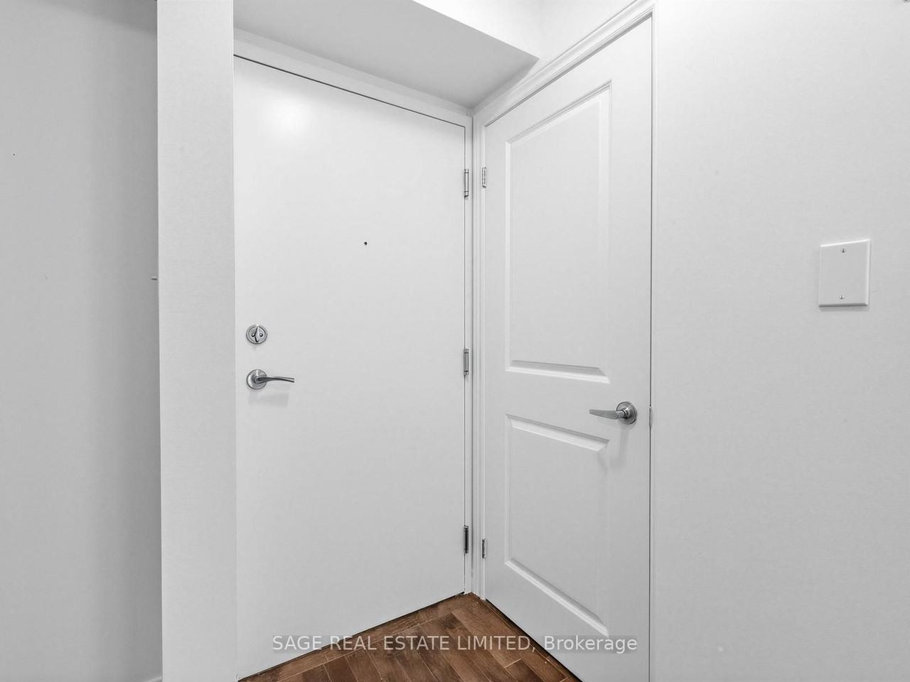 308 Palmerston Avenue - Photo 2 of 27