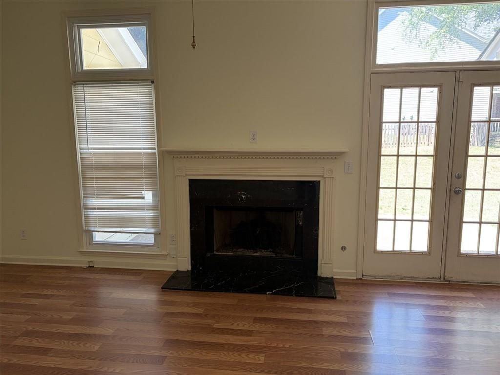 3089 Commons Xing - Photo 3 of 16