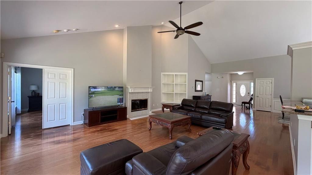 Yearling Way - Photo 2 of 18